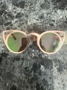 Pink Cat-Eye Sunglasses with Mirrored Lenses
